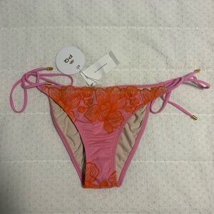 PQ Swim Capri Bottoms - Tie Teeny NWT